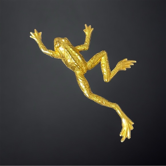 Vintage JJ Stamped Gold Tree Frog Brooch - Picture 1 of 5